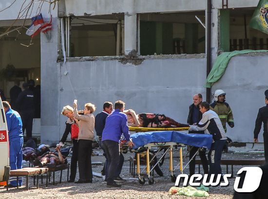 크림반도 동부 케르치 대학에서 총격 사고 현장 / 이하 AFP-뉴스1