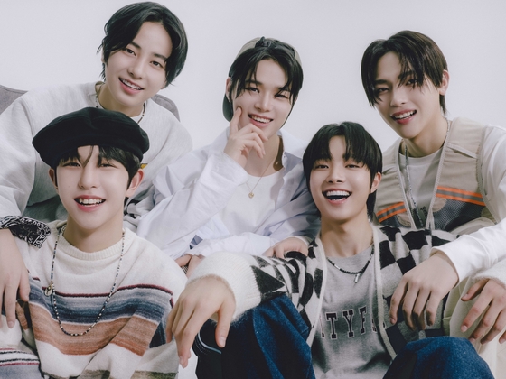 경민, 타키, 케이, 니콜라스, 의주(왼쪽 아래부터 시계방향)/빅히트 재팬 제공